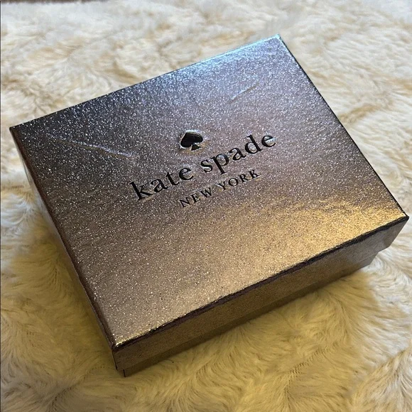 Kate Spade Metallic Kenzie Glitter  Lunar Light cardholder wallet - Picture 8 of 10